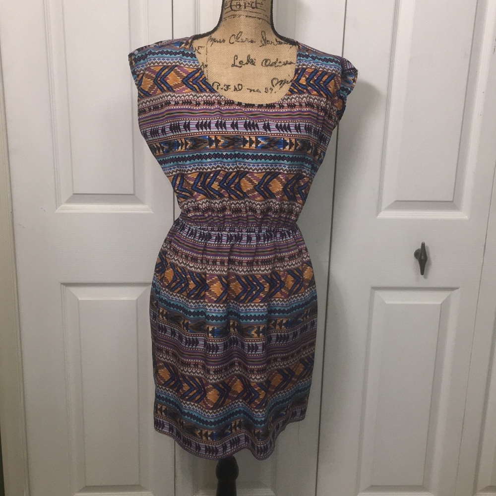 🆑 City Studio Aztec Dress